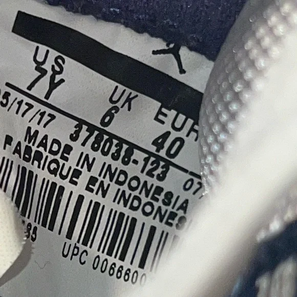 Jordan 11 Retro “Win like 82” 7 Youth